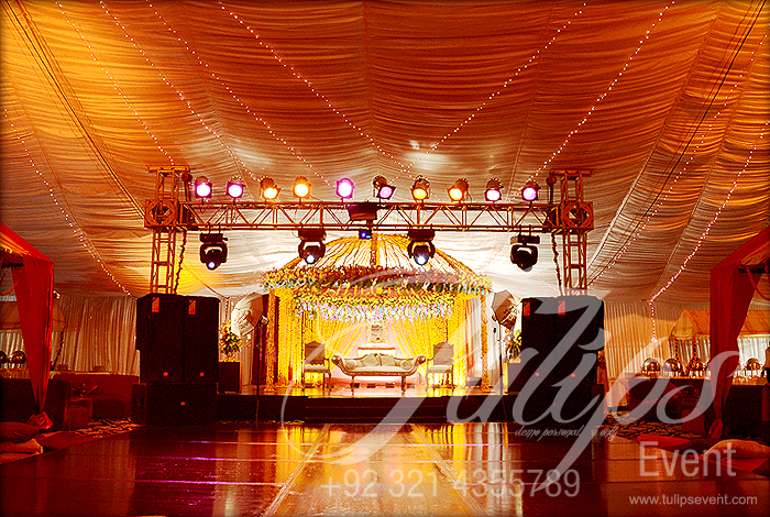 Best-mehendi-stage-decoration-setup-planner-pakistan-05
