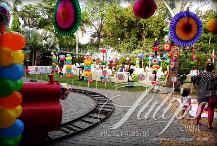 Lollipop-Candyland-Sweet-Shoppe-Party-Ideas-Pakistan-17