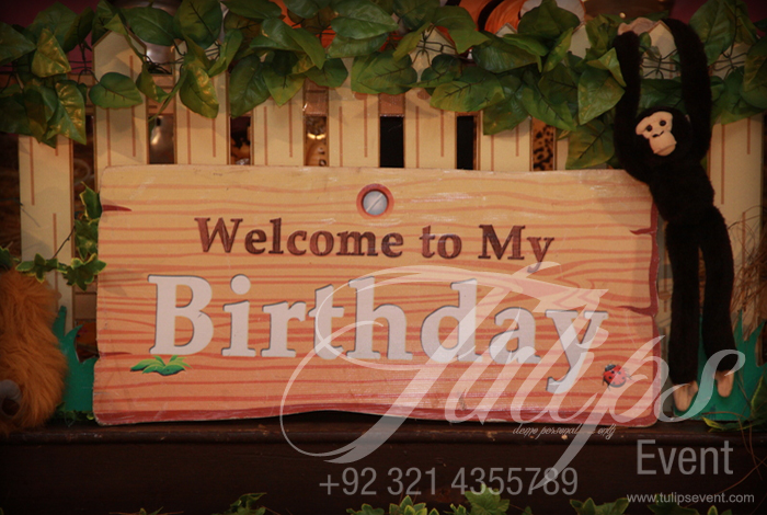 jungle-birthday-party-theme-ideas-tulips-event-16