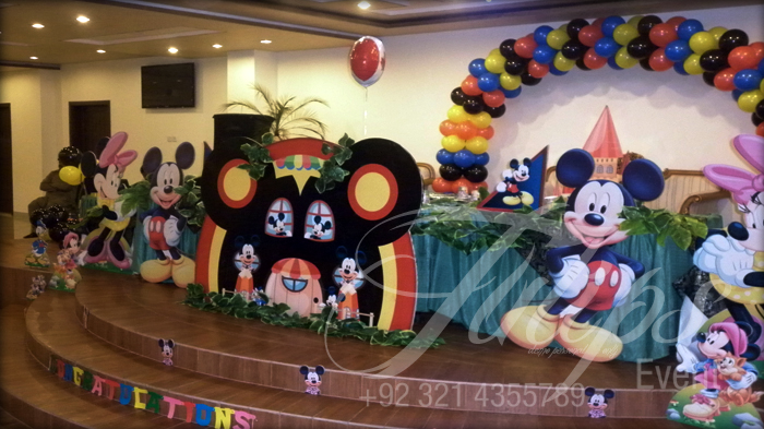 mickey-mouse-theme-birthday-party-decoration-sialkot-11