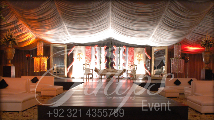 pakistani-baraat-floral-stage-decoration-tulipsevent-10