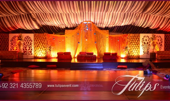 merigold-mehndi-floral-stage-delights-by-tulips-events-in-Pakistan-09