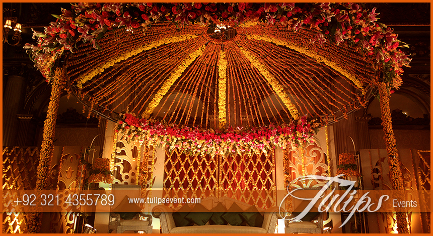 Royal-weddings-Doom-Mehendi-Stage-Setup-designer-in-Pakistan-04