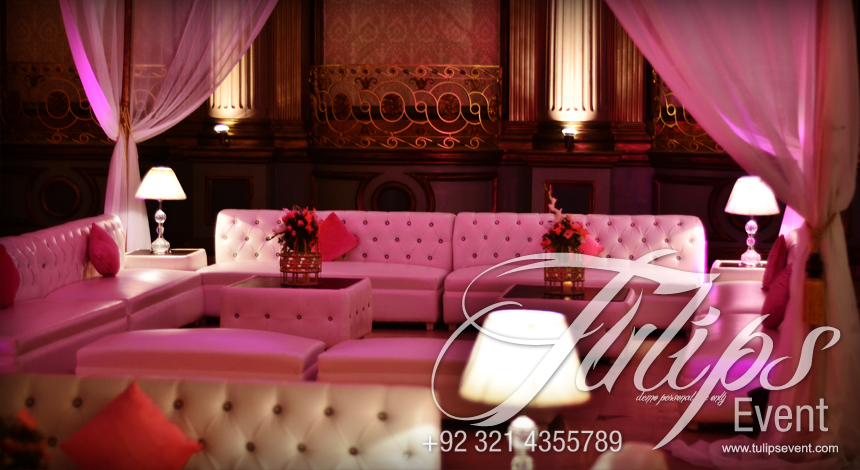 awesome-Green-wedding-theme-stage-setup-design-in-Pakistan-10