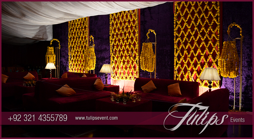 fabulous-Mehndi-Stage-Design-photos-in-Lahore-Pakistan-15