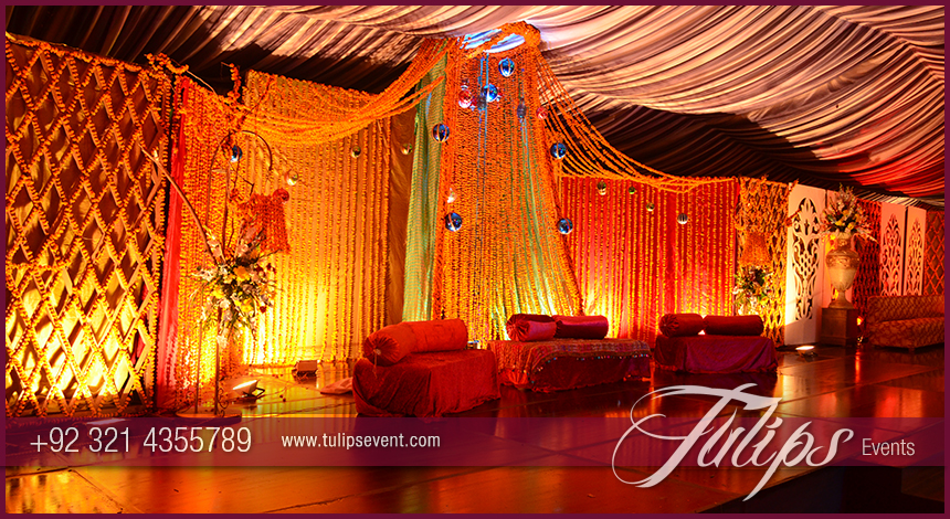 merigold-mehndi-floral-stage-delights-by-tulips-events-in-Pakistan-10