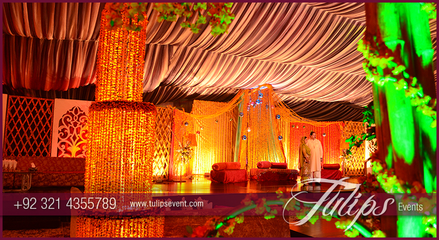 merigold-mehndi-floral-stage-delights-by-tulips-events-in-Pakistan-14