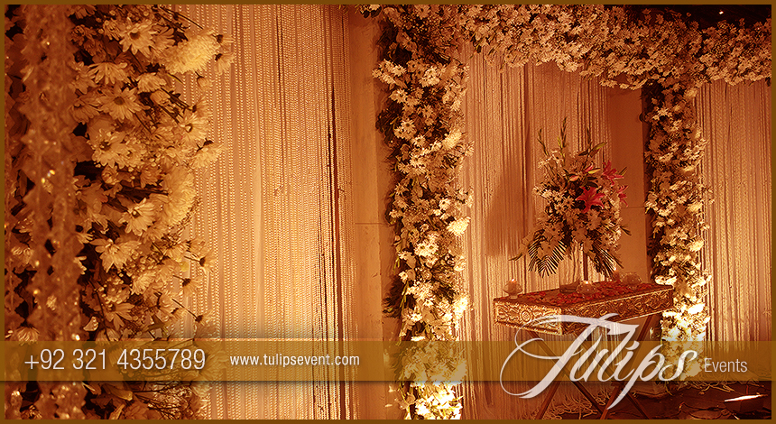 traditional-pakistani-weddings-stage-decoration-ideas-tulips-events-03