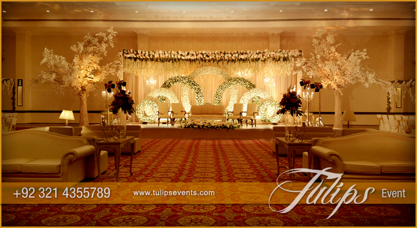 gold-theme-stage-design-setup-decoration-ideas-in-Pakistan-10