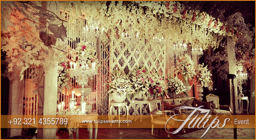 Best-Baraat-stage-decoration-2015-photos-in-Pakistan-28