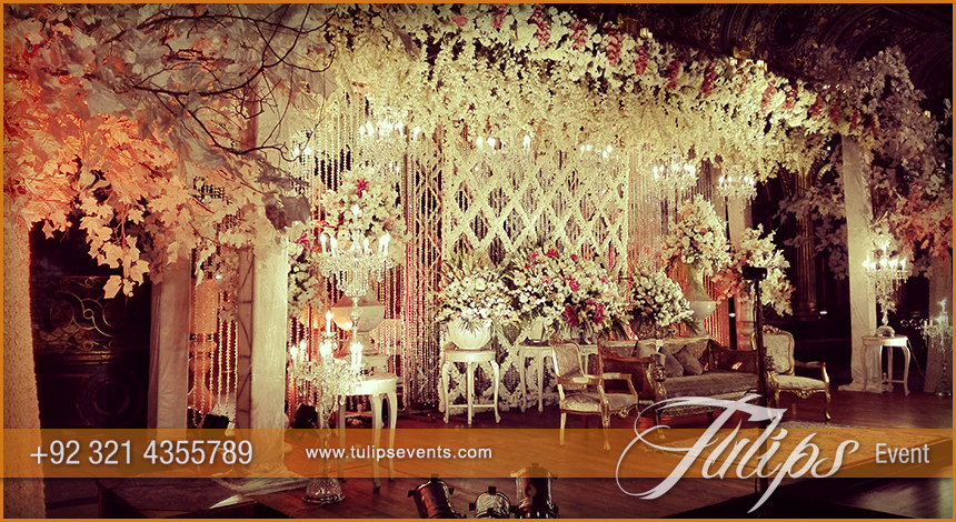 Best-Baraat-stage-decoration-2015-photos-in-Pakistan-29