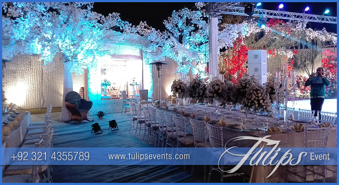 outdoor-royal-wedding-arrangements-decor-ideas-in-Pakistan-22