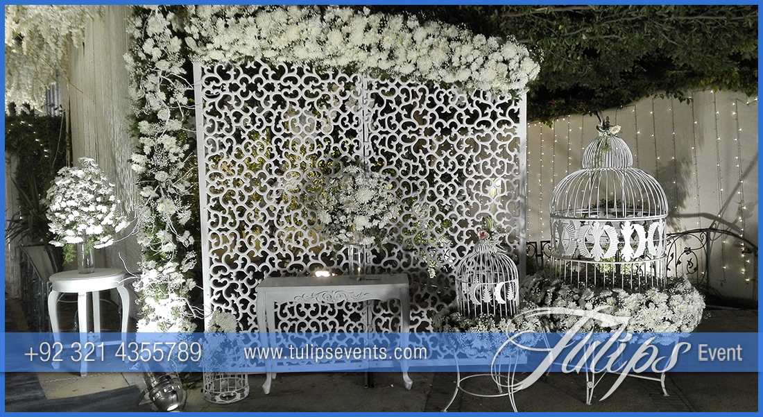 outdoor-royal-wedding-arrangements-decor-ideas-in-Pakistan-23