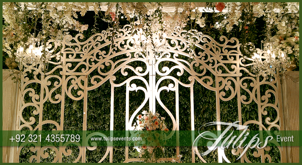 Fairy-wedding-gate-stage-design-ideas-in-Pakistan-08