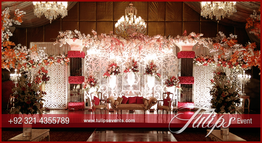Red-Crystal-Wedding-theme-stage-decoraion-in-Pakistan-06