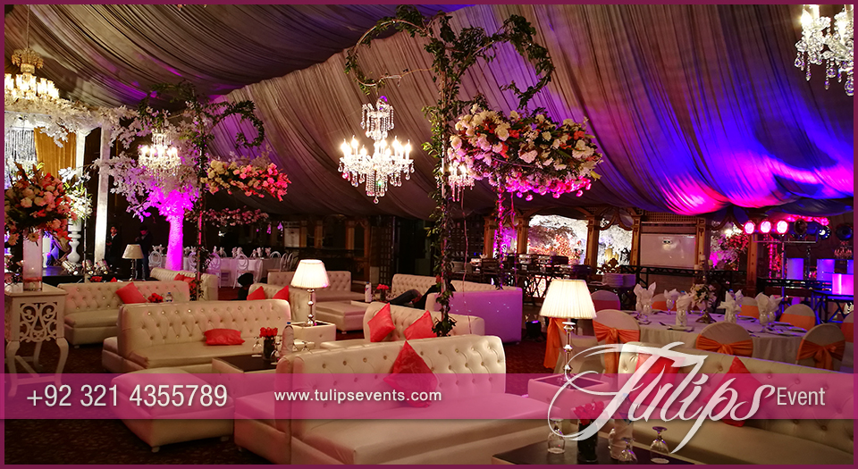 Stunning-plum-pakistani-weddings-by-Tulips-Events-6