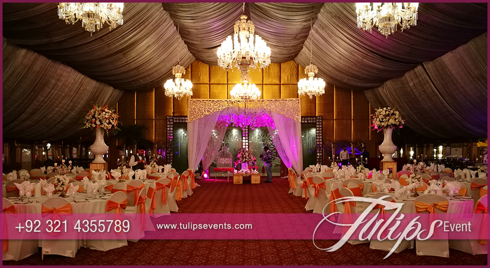 Stunning-plum-pakistani-weddings-by-Tulips-Events-9