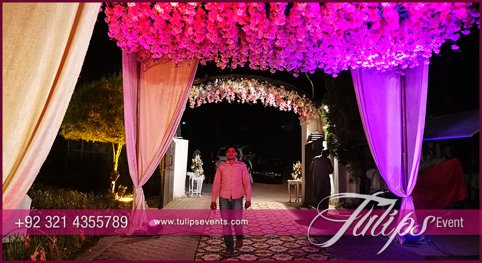 Grand-Floral-Backdrop-engagement-stage-setup-in-Pakistan-02