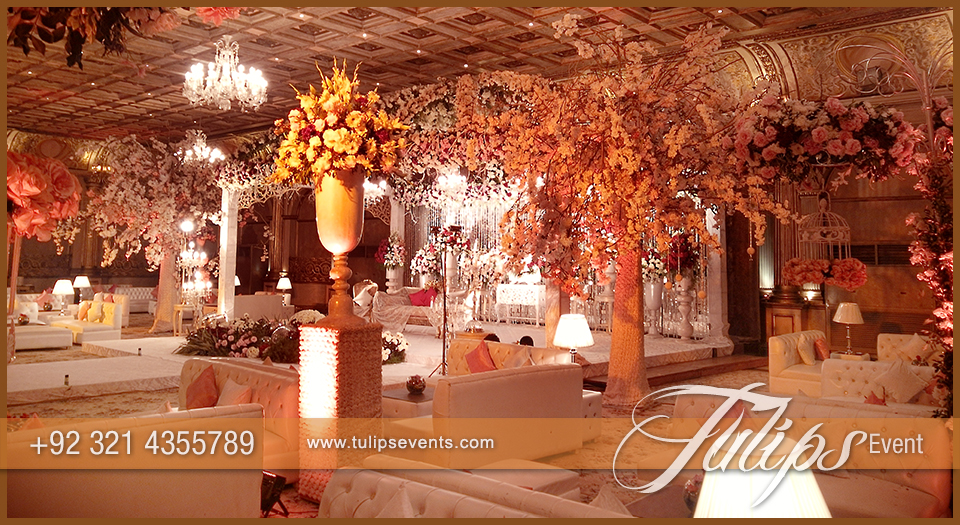White-Garden-Walima-stage-setup-decoration-in-Pakistan-05