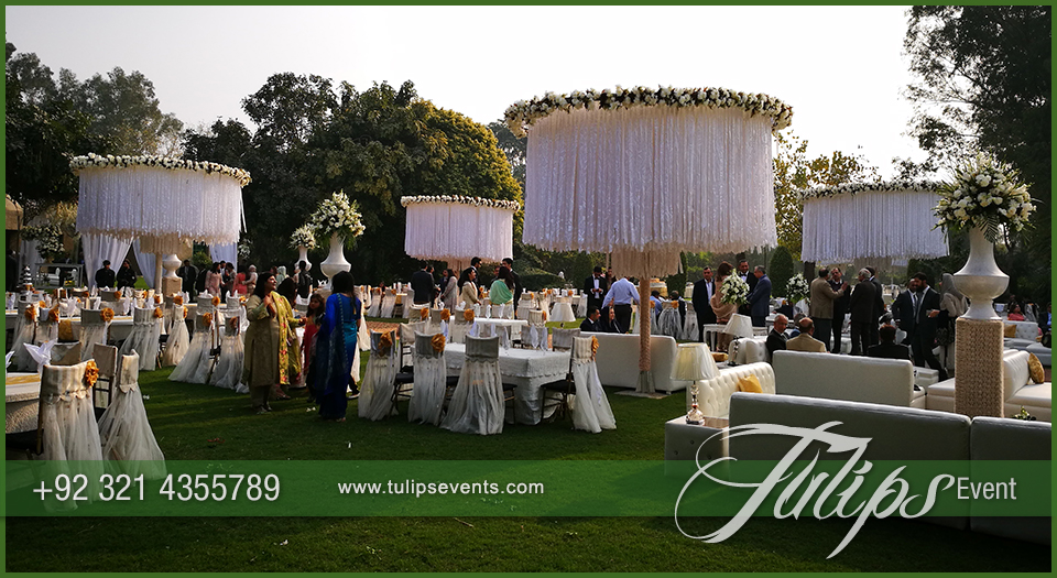 Outdoor-Wedding-Reception-daylight-decor-ideas-in-Pakistan-7