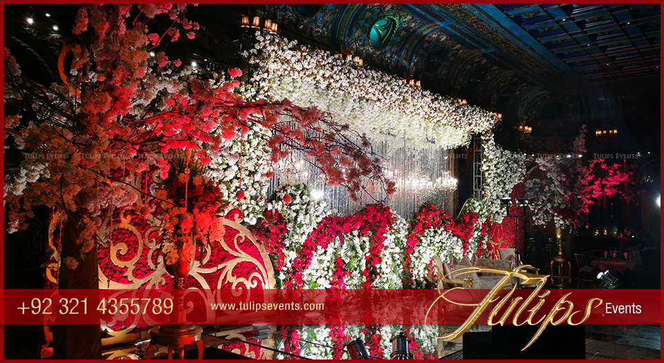 Red-Gold-Shaandi-Stage-Decoration-setup-by-tulips-events-in-pakistan-04