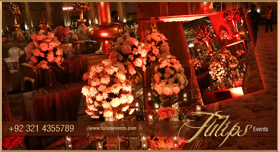 Best-Pakistani-Wedding-Stage-Walima-Decoration-Setup-Ideas-9