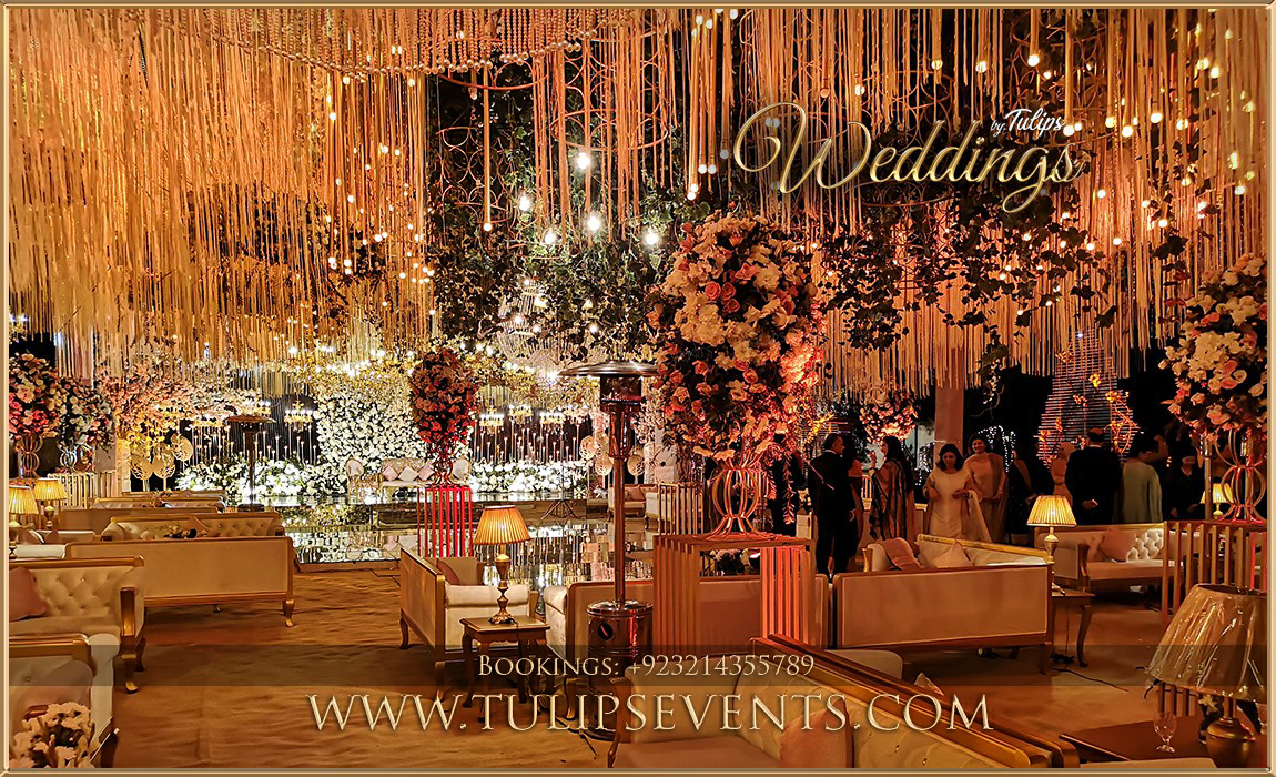 Amazing-Pakistani-Walima-ceilings-decor-by-Tulips-Events-13