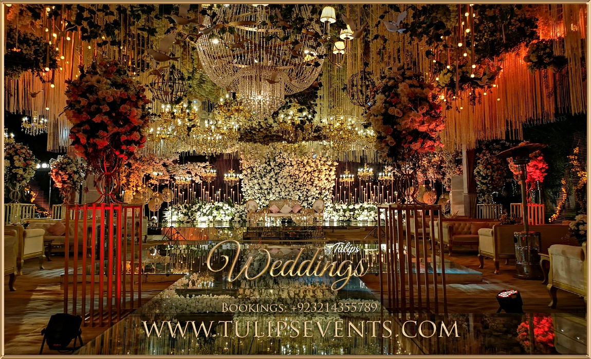 Amazing-Pakistani-Walima-ceilings-decor-by-Tulips-Events-20