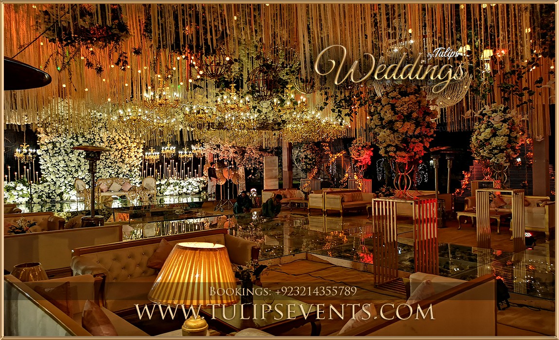 Amazing-Pakistani-Walima-ceilings-decor-by-Tulips-Events-27