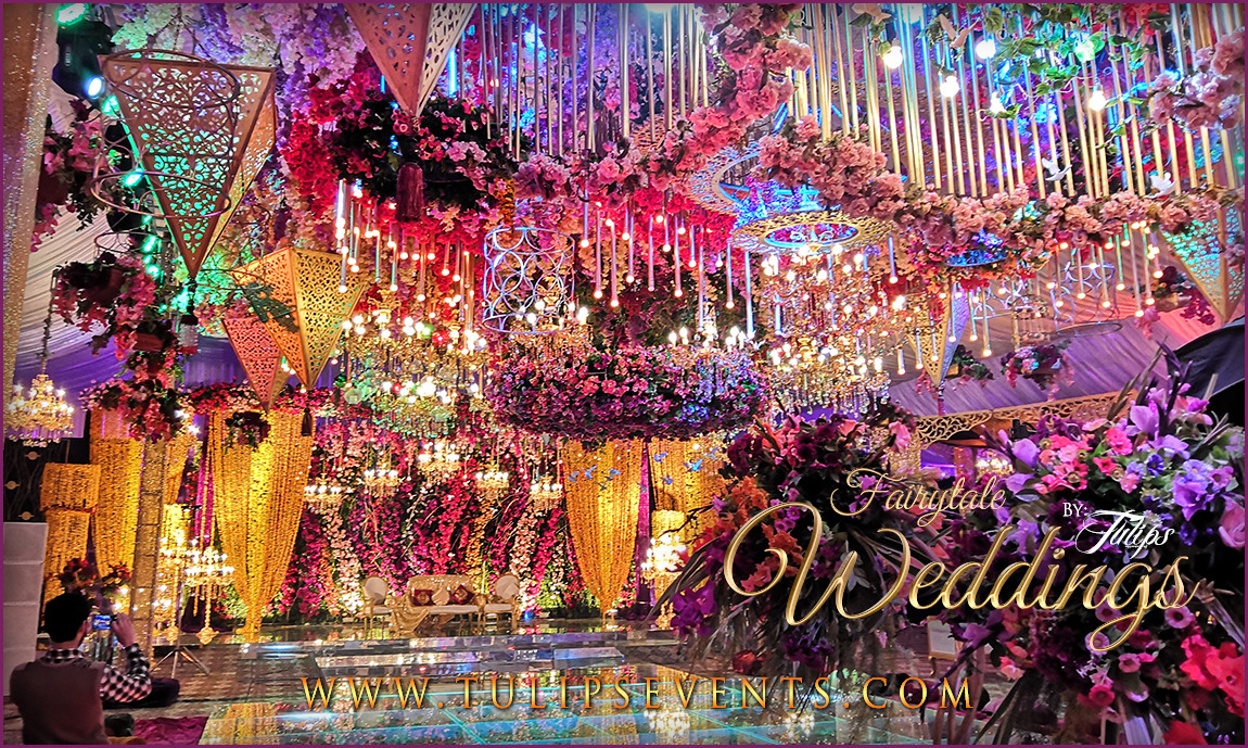 Fairytale-Pakistani-Mehndi-Stage-Decorations-ideas-by-Tulips-Events-5