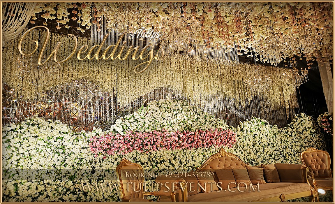Pakistani-Wedding-Ceiling-Decor-ideas-by-Tulips-Events-18