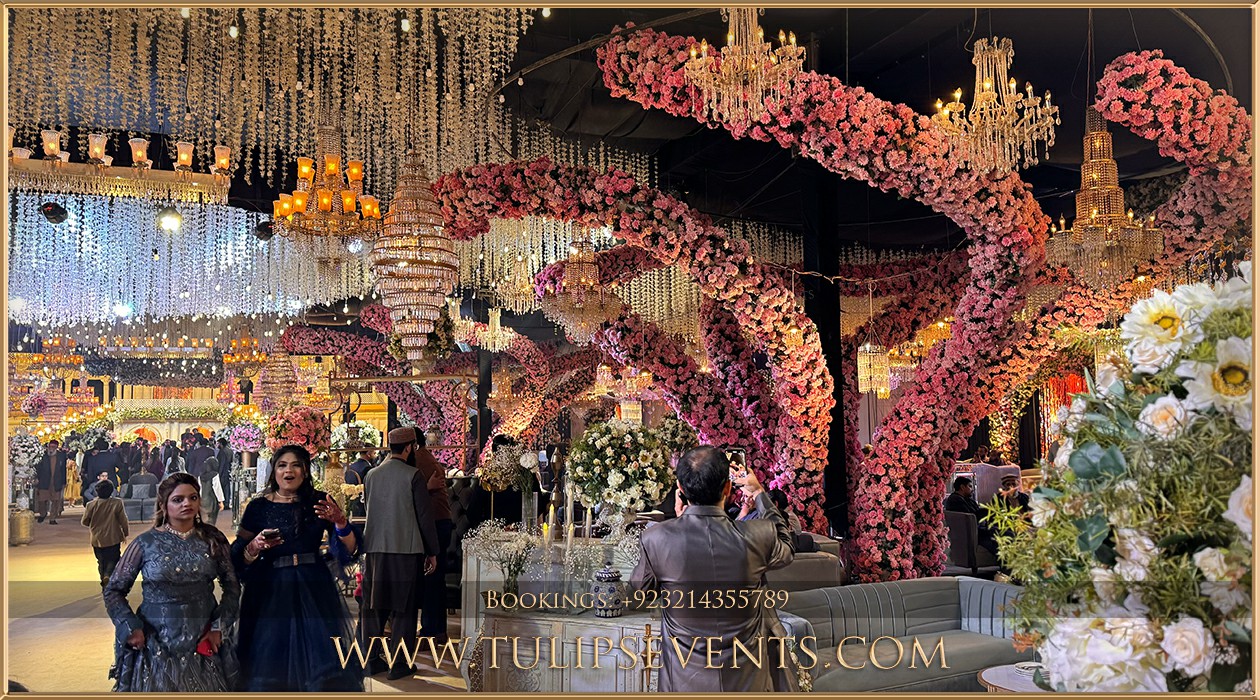 Pakistani-Wedding-Pink-Walima-Decor-2024-Tulips-Events-2.jpg
