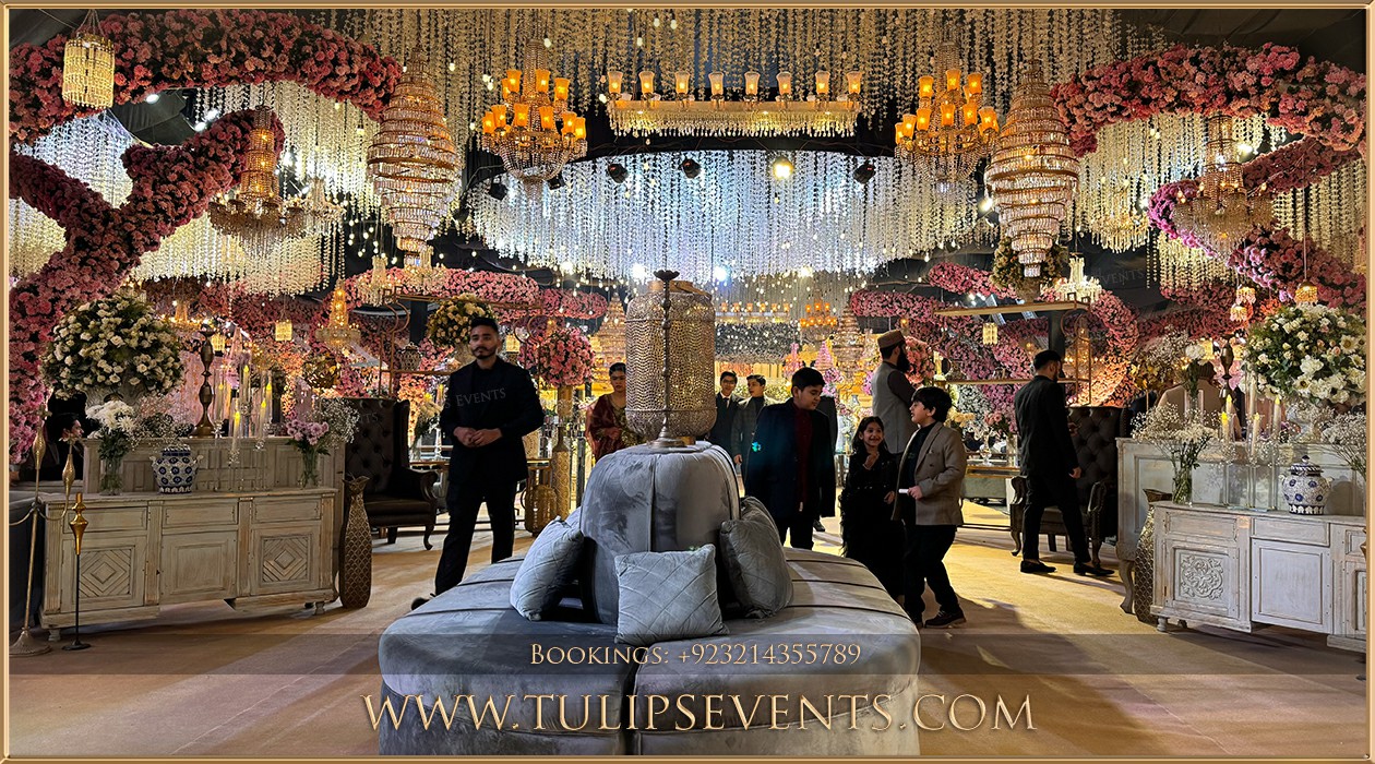 Pakistani-Wedding-Pink-Walima-Decor-2024-Tulips-Events-4.jpg